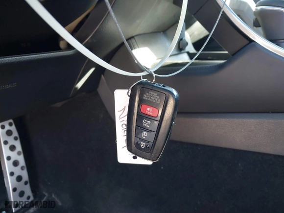 2019 Toyota Avalon XLE with VIN 4T1BZ1FB2KU008198, listed as a IAAI auction lot 41144894 with 90,477 mi miles. Bid and sale history available at carsss.com. Image 11.