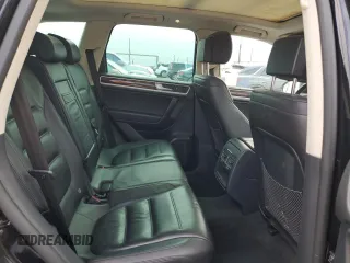2016 Volkswagen Touareg Sport с VIN WVGEF9BP3GD011138, выставлен на аукционе Copart как лот 53557195 с пробегом 75 825 миль миль и Списание • Salvage title. История ставок и продаж доступна на DreamBid. Изображение 11.