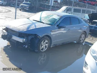 2025 Hyundai Sonata SE with VIN KMHL24JA3SA428434, listed as a IAAI auction lot 41747553 with 8,627 mi miles. Bid and sale history available at carsss.com. Image 17.