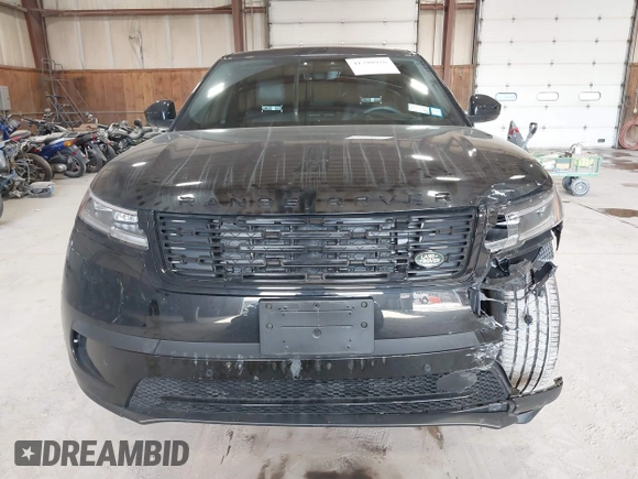 2025 Land Rover Range Rover Velar S с VIN SALYJ2EX0SA399919, выставлен на аукционе IAAI как лот 41798926 с пробегом 8 502 миль миль и . История ставок и продаж доступна на DreamBid. Изображение 12.
