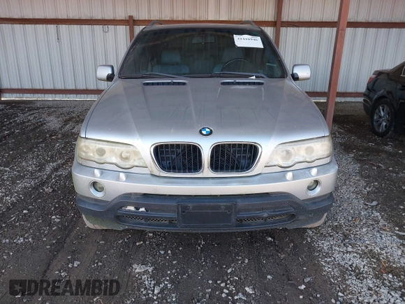 2001 BMW X5 3.0i with VIN WBAFA53591LH79412, listed as a IAAI auction lot 41410946 with 186,315 mi miles. Bid and sale history available at carsss.com. Image 6.