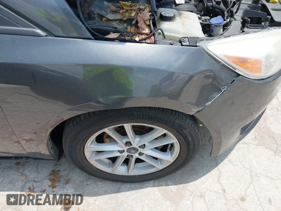 2017 Ford Focus SE with VIN 1FADP3K24HL318684, listed as a IAAI auction lot 42161586 with 196,681 mi miles and . Bid and sale history available at carsss.com. Image 6.