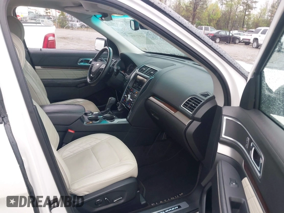 2016 Ford Explorer Platinum with VIN 1FM5K8HTXGGA60880, listed as a IAAI auction lot 41972719 with 113,081 mi miles and . Bid and sale history available at DreamBid. Image 5.