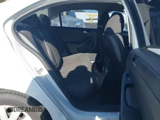 2015 Volkswagen Jetta S с VIN 3VW2K7AJ9FM297260, выставлен на аукционе IAAI как лот 42221434 с пробегом 121 378 миль миль и . История ставок и продаж доступна на DreamBid. Изображение 8.