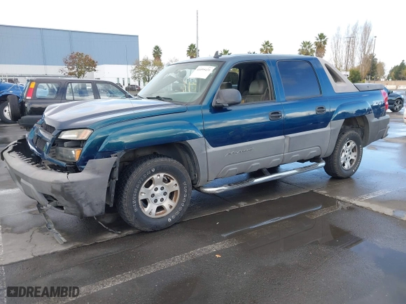 2006 Chevrolet Avalanche Z71 with VIN 3GNEK12Z36G131825, listed as a IAAI auction lot 41095431 with 349,879 mi miles. Bid and sale history available at carsss.com. Image 2.