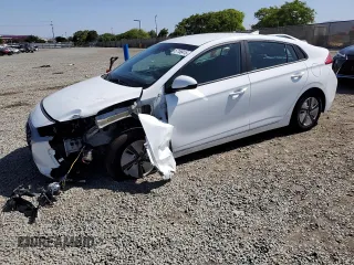 2020 Hyundai Ioniq Blue z VIN KMHC65LC9LU234788, wystawiony jako Copart lot #57168415 z przebiegiem 137 779 mil mil oraz Szkoda całkowita • Salvage title. Historia ofert i sprzedaży dostępna na DreamBid. Obrazek 1.