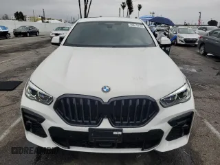 2022 BMW X6 xDrive40i z VIN 5UXCY6C08N9J21980, wystawiony jako Copart lot #48819745 z przebiegiem 24 431 mil mil oraz Szkoda całkowita • Salvage title. Historia ofert i sprzedaży dostępna na DreamBid. Obrazek 5.