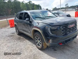 2024 GMC Acadia AWD AT4 z VIN 1GKENPKSHRJ155390, wystawiony jako IAAI lot #41510512 z przebiegiem Nie podano mil oraz . Historia ofert i sprzedaży dostępna na DreamBid. Obrazek 1.