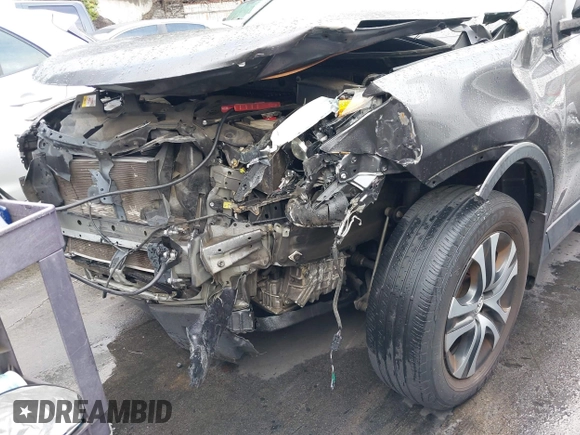 2018 Toyota RAV4 LE with VIN JTMZFREV8JJ729812, listed as a IAAI auction lot 41755640 with 43,630 mi miles. Bid and sale history available at carsss.com. Image 6.