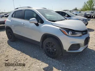 2022 Chevrolet Trax LT with VIN KL7CJPSMXNB563066, listed as a Copart auction lot 50166005 with 32,442 mi miles and Salvage title. Bid and sale history available at DreamBid. Image 4.
