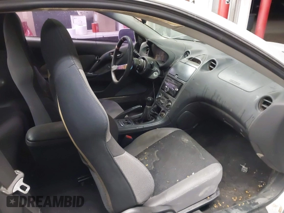 2004 Toyota Celica GT z VIN JTDDR32TX40167973, wystawiony jako IAAI lot #41458284 z przebiegiem 203 384 mil mil oraz . Historia ofert i sprzedaży dostępna na DreamBid. Obrazek 5.
