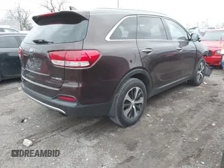 2016 Kia Sorento EX with VIN 5XYPH4A1XGG011498, listed as a IAAI auction lot 41836212 with 170,560 mi miles. Bid and sale history available at carsss.com. Image 4.
