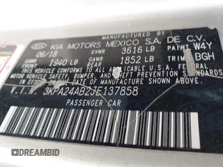 2018 Kia Rio LX with VIN 3KPA24AB2JE137858, listed as a IAAI auction lot 42016321 with 136,728 mi miles. Bid and sale history available at carsss.com. Image 9.