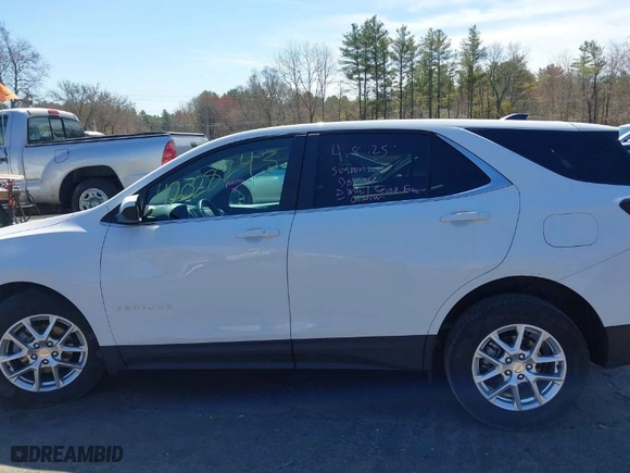 2024 Chevrolet Equinox LT with VIN 3GNAXUEG2RL348046, listed as a IAAI auction lot 42028243 with 12,741 mi miles. Bid and sale history available at carsss.com. Image 14.