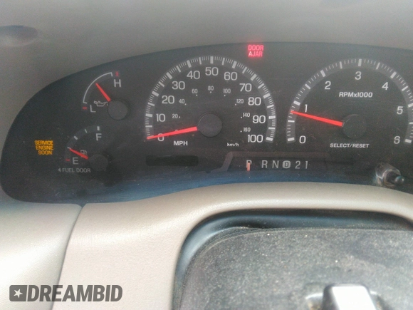 2000 Ford F-150 XL with VIN 1FTRX18L2YNA47066, listed as a IAAI auction lot 42127285 with 1 mi miles. Bid and sale history available at carsss.com. Image 7.