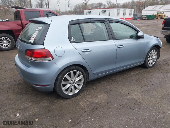 2011 Volkswagen Golf TDI with VIN WVWDM7AJ9BW238175, listed as a IAAI auction lot 41943019 with 153,581 mi miles. Bid and sale history available at carsss.com. Image 4.