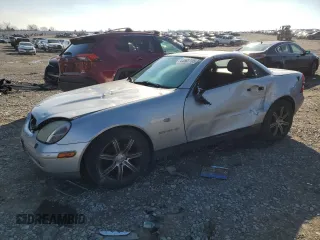 1999 Mercedes-Benz SLK-Class with VIN WDBKK47F9XF091747, listed as a Copart auction lot 44583705 with 0 mi miles and Salvage Title. Bid and sale history available at carsss.com. Image 1.
