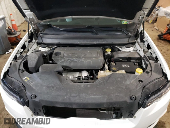 2019 Jeep Cherokee Latitude Plus с VIN 1C4PJMLB0KD400071, выставлен на аукционе Copart как лот 48293585 с пробегом 66 349 миль миль и Списание • Salvage title. История ставок и продаж доступна на DreamBid. Изображение 12.