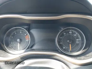 2016 Jeep Cherokee Limited с VIN 1C4PJLDB5GW247725, выставлен на аукционе IAAI как лот 42664270 с пробегом 168 095 миль миль и . История ставок и продаж доступна на DreamBid. Изображение 7.