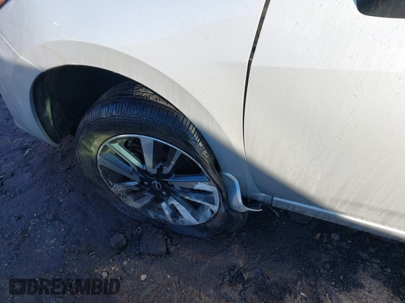 2024 Nissan Versa S z VIN 3N1CN8DV8RL866194, wystawiony jako IAAI lot #41420972 z przebiegiem 23 000 mil mil oraz . Historia ofert i sprzedaży dostępna na DreamBid. Obrazek 6.