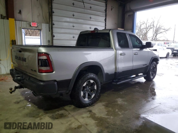 2019 Ram 1500 Rebel z VIN 1C6SRFET4KN725120, wystawiony jako Copart lot #84339724 z przebiegiem 119 075 mil mil oraz Szkoda całkowita • Salvage title. Historia ofert i sprzedaży dostępna na DreamBid. Obrazek 3.