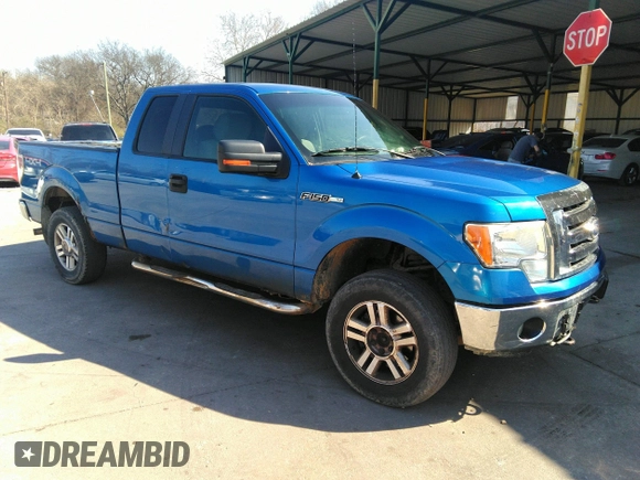 2012 Ford F-150 XL with VIN 1FTFX1EF2CFA37836, listed as a IAAI auction lot 41795562 with 231,059 mi miles. Bid and sale history available at carsss.com. Image 1.