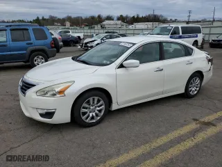 2014 Nissan Altima 2.5 S with VIN 1N4AL3AP2EC156934, listed as a Copart auction lot 51863265 with 152,244 mi miles and Salvage Title. Bid and sale history available at carsss.com. Image 1.