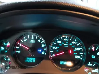2008 Chevrolet Suburban LTZ with VIN 3GNFK16328G191186, listed as a IAAI auction lot 42102717 with 185,236 mi miles and . Bid and sale history available at DreamBid. Image 7.