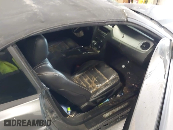2011 Ford Mustang V6 with VIN 1ZVBP8EM4B5153112, listed as a IAAI auction lot 41891080 with 113,120 mi miles and . Bid and sale history available at DreamBid. Image 5.