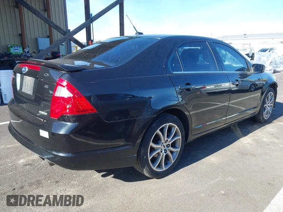 2011 Ford Fusion SE with VIN 3FAHP0HG8BR171247, listed as a IAAI auction lot 41536601 with 237,589 mi miles. Bid and sale history available at carsss.com. Image 4.