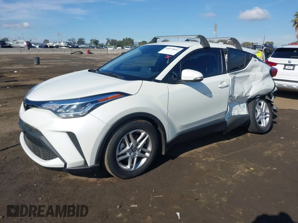 2020 Toyota C-HR LE with VIN JTNKHMBX6L1076433, listed as a IAAI auction lot 40975841 with 20,687 mi miles. Bid and sale history available at carsss.com. Image 18.