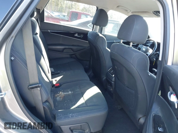 2019 Kia Sorento LX z VIN 5XYPGDA33KG537470, wystawiony jako IAAI lot #41970865 z przebiegiem 77 010 mil mil oraz . Historia ofert i sprzedaży dostępna na DreamBid. Obrazek 8.
