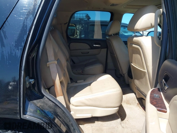 2010 GMC Yukon Denali with VIN 1GKUKEEF5AR201853, listed as a IAAI auction lot 41847258 with 205,431 mi miles. Bid and sale history available at carsss.com. Image 8.