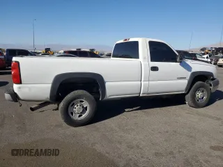 2007 Chevrolet Silverado 2500 with VIN 1GBHC24U57E165823, listed as a Copart auction lot 44627995 with 311,160 mi miles and Salvage Title. Bid and sale history available at carsss.com. Image 3.