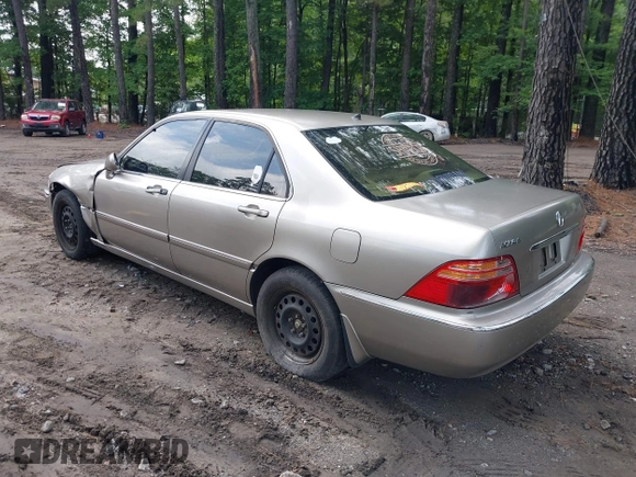 2002 Acura RL with VIN JH4KA96682C009762, listed as a IAAI auction lot 42450219 with 207,765 mi miles and . Bid and sale history available at DreamBid. Image 3.