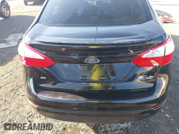 2019 Ford Fiesta SE with VIN 3FADP4BJ3KM117443, listed as a IAAI auction lot 41872511 with 73,981 mi miles. Bid and sale history available at carsss.com. Image 19.
