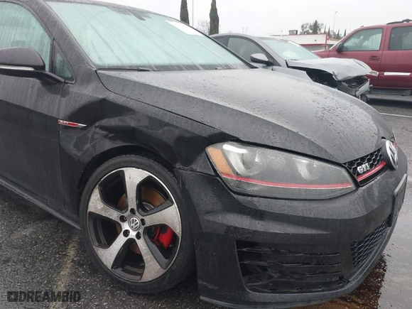 2015 Volkswagen Golf GTI S with VIN 3VWTT7AU5FM027373, listed as a IAAI auction lot 41518791 with 82,195 mi miles. Bid and sale history available at carsss.com. Image 6.