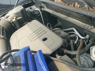 2023 Chevrolet Blazer LT z VIN 3GNKBHR49PS218066, wystawiony jako IAAI lot #42693176 z przebiegiem 21 409 mil mil oraz . Historia ofert i sprzedaży dostępna na DreamBid. Obrazek 24.