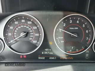 2018 BMW 4 Series 430i xDrive z VIN WBA4J3C56JBG95503, wystawiony jako Copart lot #60605815 z przebiegiem 90 432 mil mil oraz Szkoda całkowita • Salvage title. Historia ofert i sprzedaży dostępna na DreamBid. Obrazek 9.