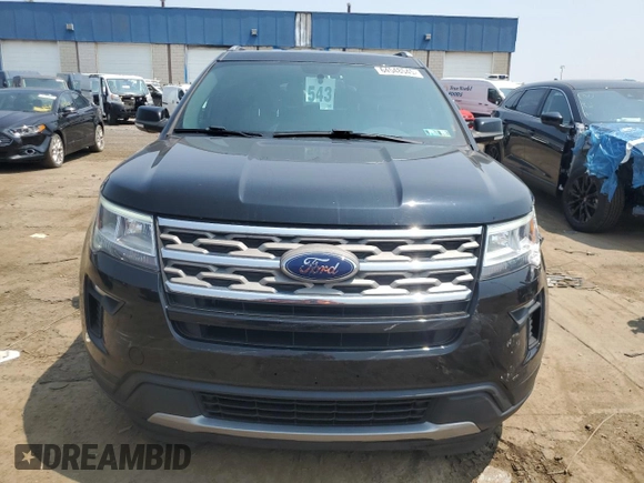 2018 Ford Explorer XLT z VIN 1FM5K8D83JGB83574, wystawiony jako Copart lot #64548545 z przebiegiem 89 375 mil mil oraz Czysty tytuł • Clean title. Historia ofert i sprzedaży dostępna na DreamBid. Obrazek 5.