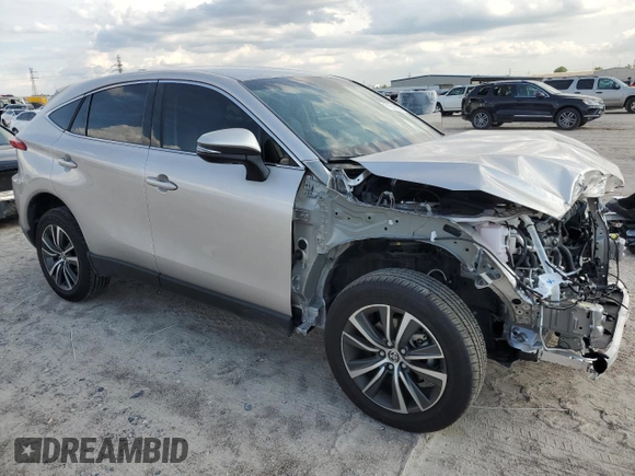 2024 Toyota Venza LE with VIN JTEAAAAH6RJ180924, listed as a Copart auction lot 71842084 with 3,336 mi miles and Salvage Title. Bid and sale history available at carsss.com. Image 4.