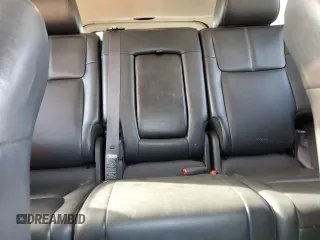 2008 Jeep Commander Limited z VIN 1J8HG58258C135608, wystawiony jako Copart lot #49639375 z przebiegiem 140 549 mil mil oraz Szkoda całkowita • Salvage title. Historia ofert i sprzedaży dostępna na DreamBid. Obrazek 10.