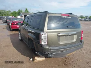 2016 Jeep Patriot Latitude with VIN 1C4NJPFB7GD537598, listed as a IAAI auction lot 42451489 with 131,401 mi miles and . Bid and sale history available at DreamBid. Image 3.
