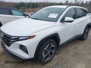 2024 Hyundai Tucson SEL with VIN 5NMJFCDE2RH381695, listed as a IAAI auction lot 41922781 with 6,294 mi miles and . Bid and sale history available at carsss.com. Image 2.