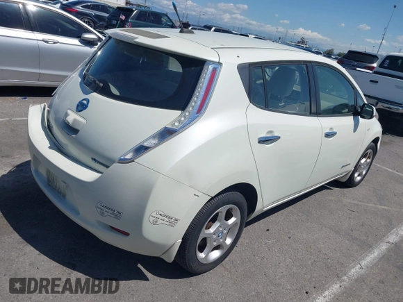 2011 Nissan LEAF SL-e z VIN JN1AZ0CP1BT007790, wystawiony jako IAAI lot #41943215 z przebiegiem 62 468 mil mil oraz . Historia ofert i sprzedaży dostępna na DreamBid. Obrazek 4.