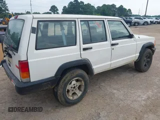 1998 Jeep Cherokee with VIN 1J4FB28S7WL209453, listed as a IAAI auction lot 42408852 with Not provided miles and . Bid and sale history available at DreamBid. Image 4.