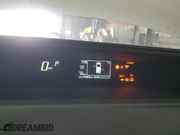 2018 Toyota Prius One with VIN JTDKDTB33J1599977, listed as a Copart auction lot 52917135 with 172,683 mi miles and Clean Title. Bid and sale history available at DreamBid. Image 9.