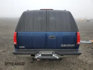 1997 Chevrolet Suburban with VIN 3GNFK16R0VG152063, listed as a Copart auction lot 78105254 with 187,299 mi miles and Salvage Title. Bid and sale history available at carsss.com. Image 6.