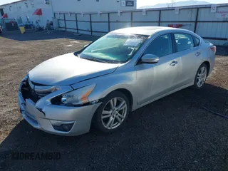 2015 Nissan Altima SL with VIN 1N4BL3AP1FC492600, listed as a IAAI auction lot 41724989 with 91,503 mi miles and . Bid and sale history available at carsss.com. Image 17.