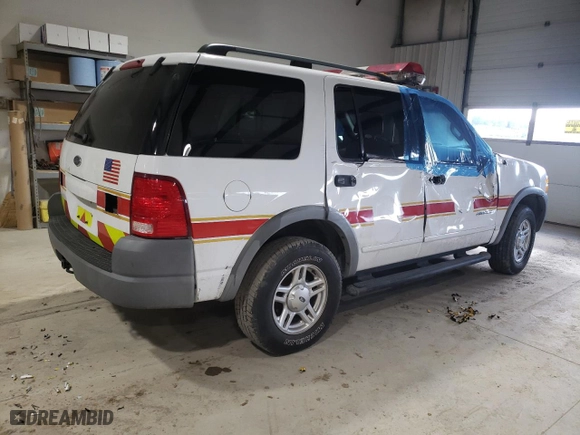 2002 Ford Explorer XLS with VIN 1FMZU72E42UC40916, listed as a Copart auction lot 43648245 with 101,844 mi miles and Salvage Title. Bid and sale history available at carsss.com. Image 3.